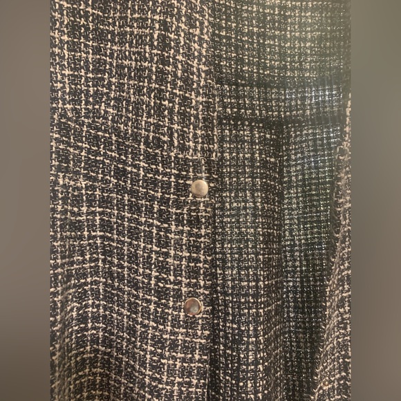 Vest - Picture 3 of 5